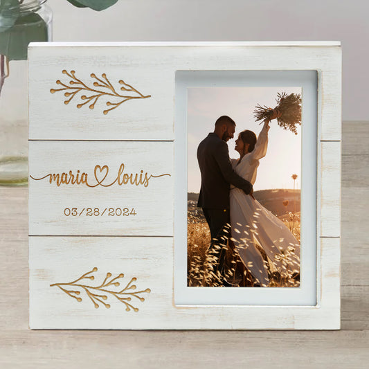 Personalized Engaged Frame for Couples